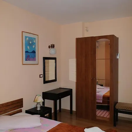 Gasthuis Pansion Manuela