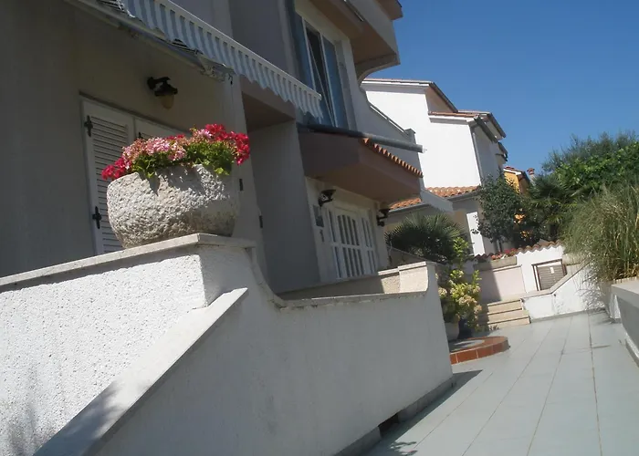 Pansion Manuela 게스트하우스